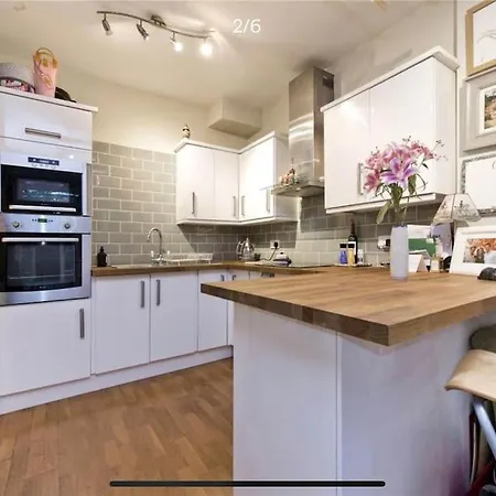 Lovely 1 Bedroom Apartment In West Kensington